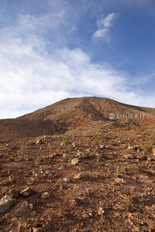 Fuerteventura火山岩层- Montaña Roja